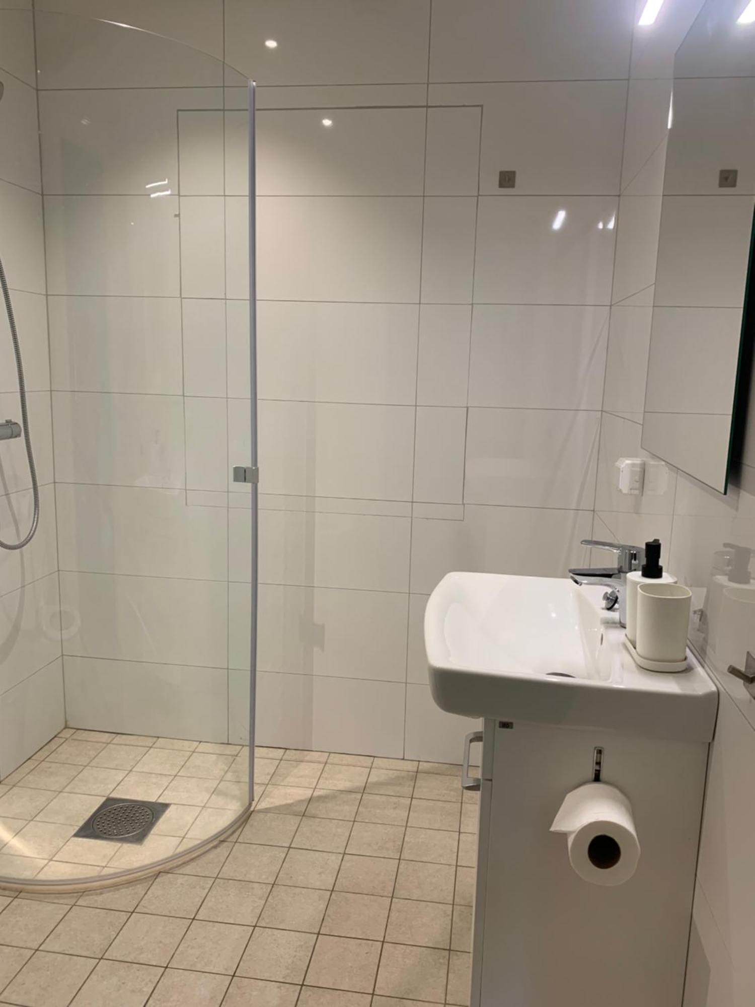 Edsviken Hotell Ab Sollentuna Extérieur photo