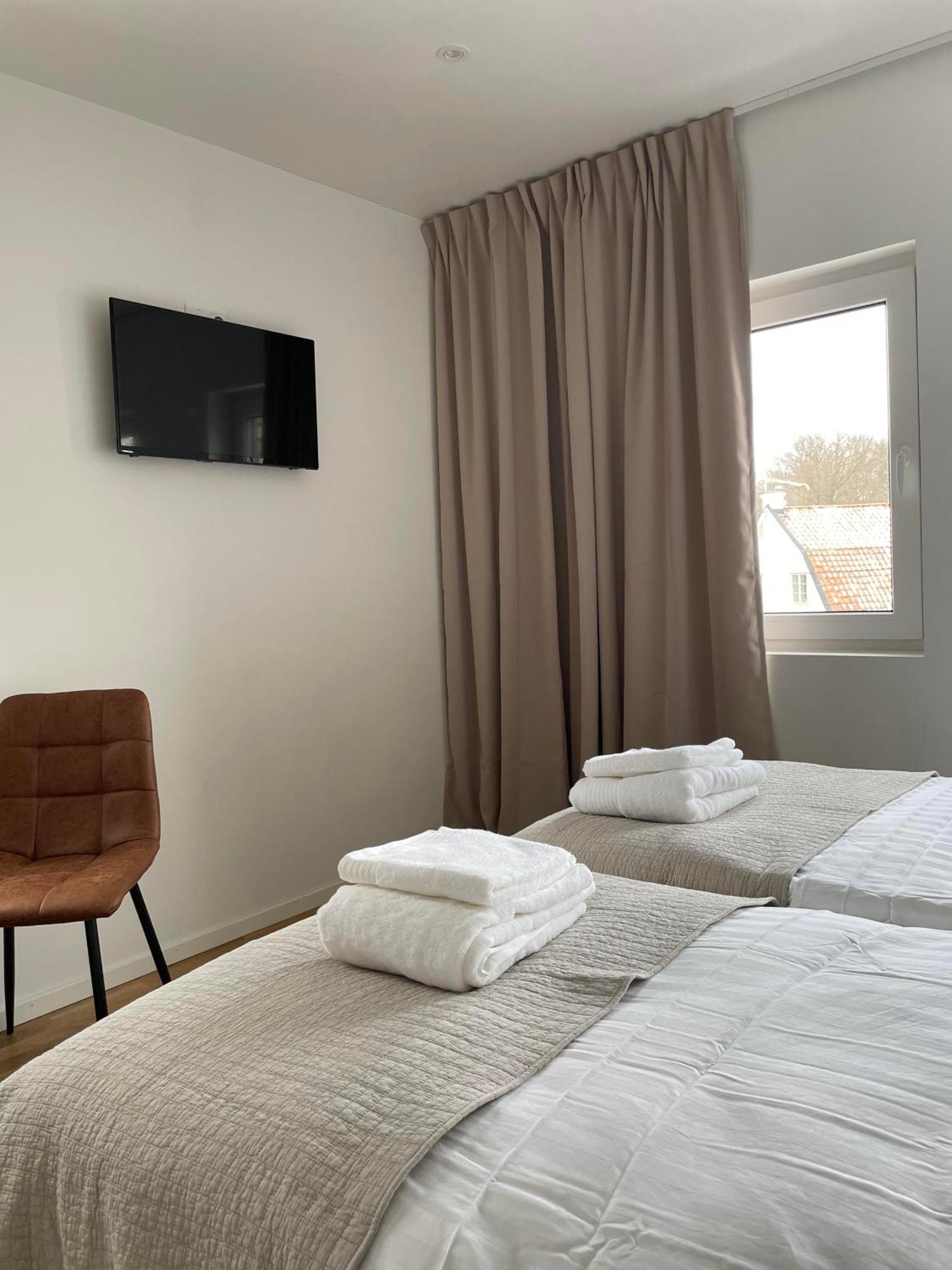 Edsviken Hotell Ab Sollentuna Extérieur photo