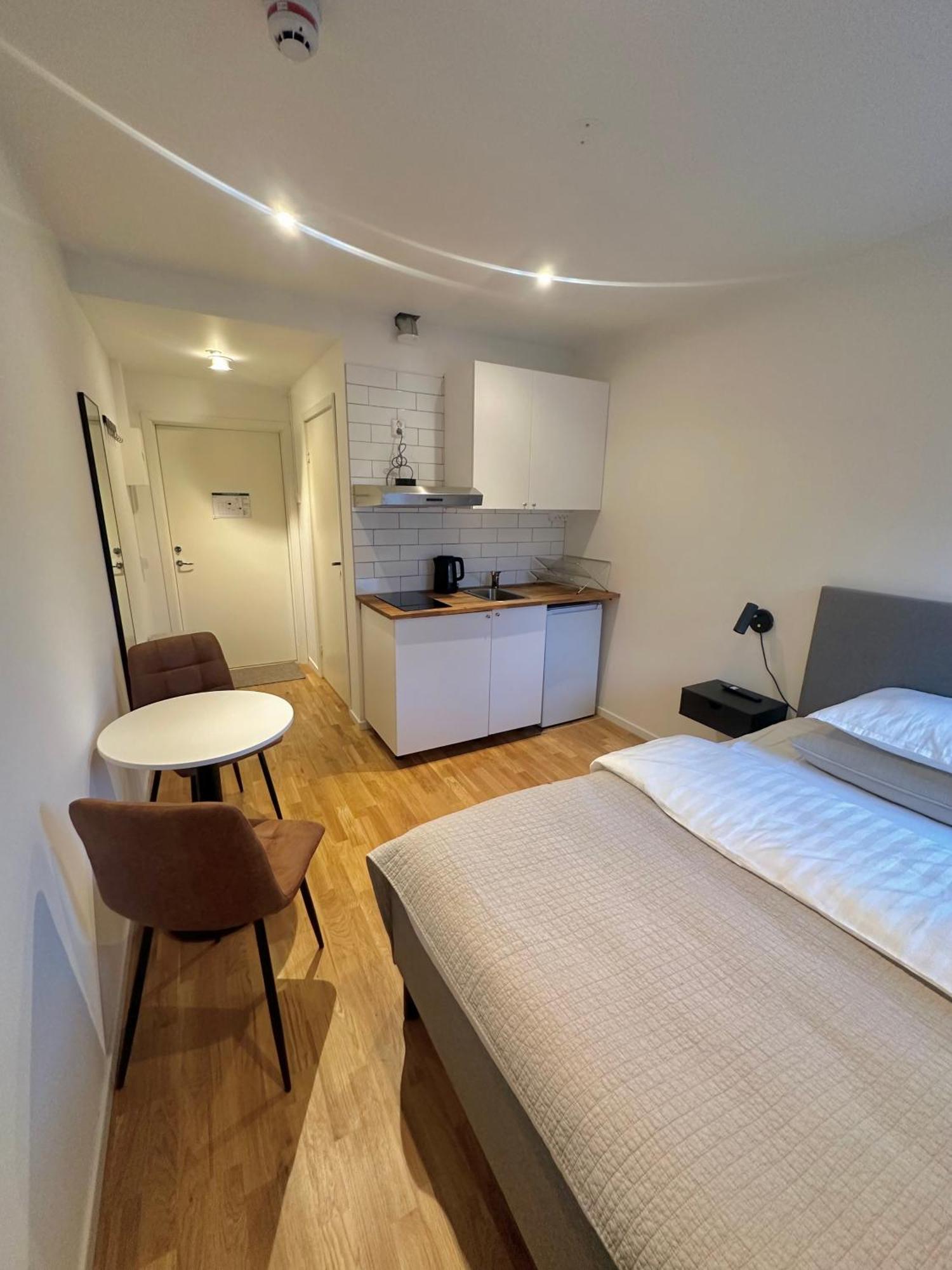 Edsviken Hotell Ab Sollentuna Extérieur photo